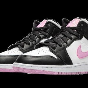 Air Jordan 1 Mid in Colorway
