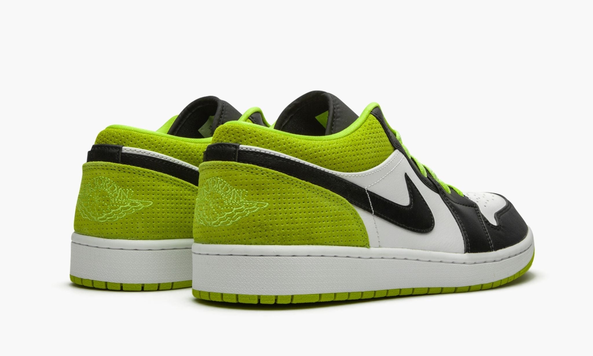 Jordan 1 Low “Black Cyber”