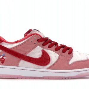 Nike SB Dunk Low StrangeLove Skateboards (Regular Box)