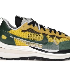 Nike Vaporwaffle sacai Tour Yellow Stadium Green